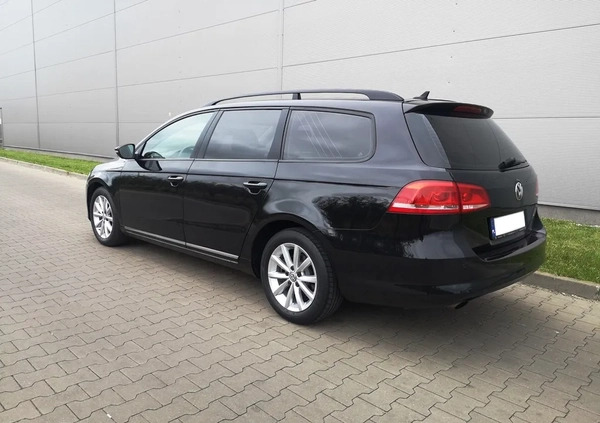 Volkswagen Passat cena 36700 przebieg: 127600, rok produkcji 2014 z Kutno małe 562